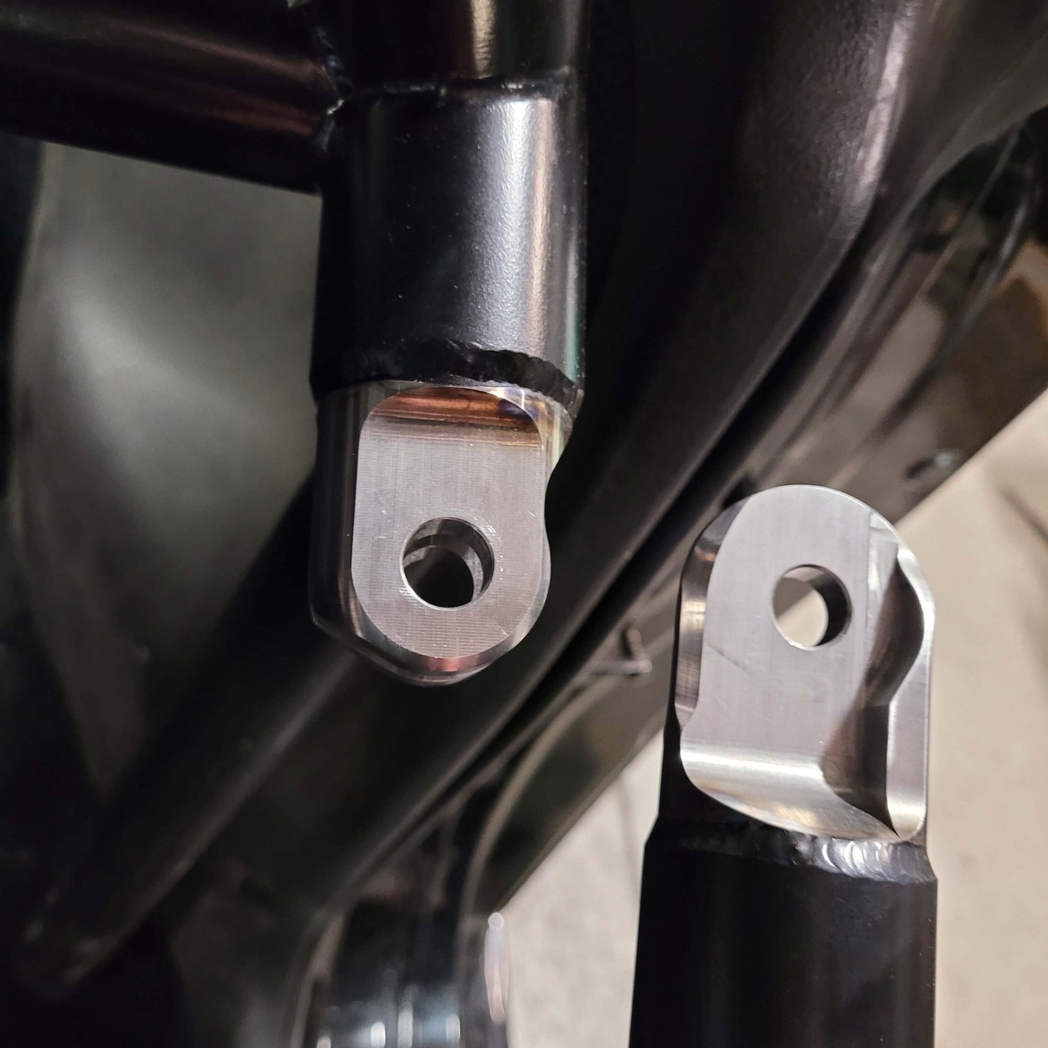 PMR Triple Shear Swing-Out Door Bar Kit Installed in a 6pt Roll Cage Kit with the Pin Removed